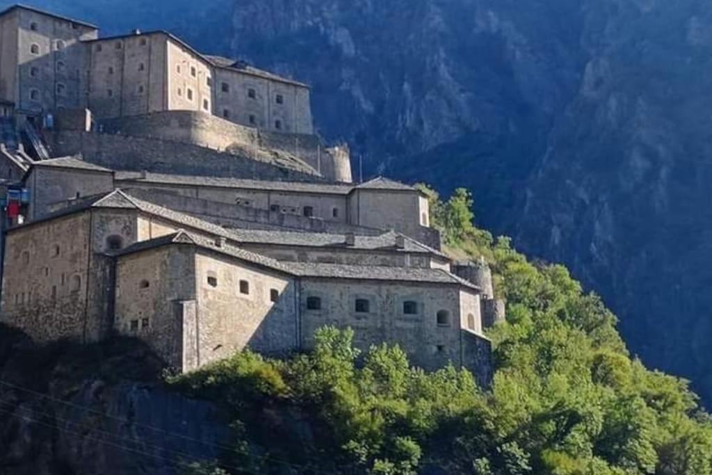 Appartamento Di Montagna Lo Grop Chambave المظهر الخارجي الصورة