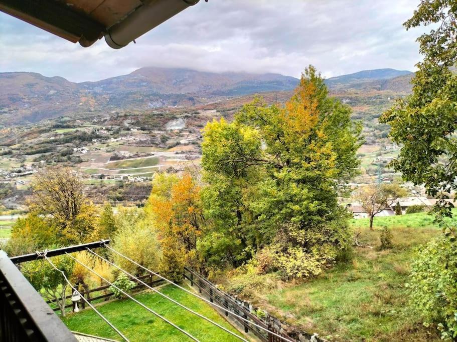 Appartamento Di Montagna Lo Grop Chambave المظهر الخارجي الصورة